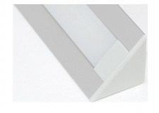 Комплект алюминиевого профиля ПП-445 для светодиодной ленты. Угловой. Комплект: алюмиевый профиль, светорассеиватель, торцевые заглушки. Длина 2000 мм.